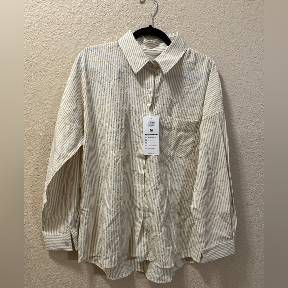 Yueniu Button Up